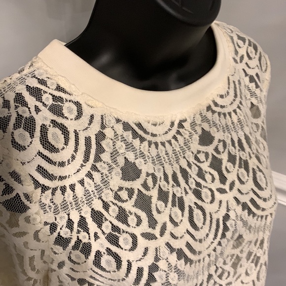 Banana Republic Tops - Banana Republic Ivory Lace Button Back Top NWT Size M